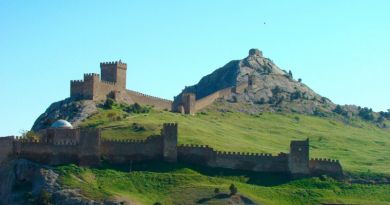 Экскурсии в `Генуэзская крепость в Судаке` из Ялты