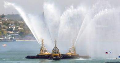 Экскурсия 28 июля - День Военно-Морского флота в Севастополе + Панорама фото 5998 Экскурсия 28 июля - День Военно-Морского флота в Севастополе + Панорама фото 5998