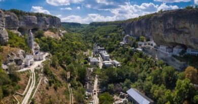 Обзорно-историческая экскурсия по Крыму Обзорно-историческая экскурсия по Крыму